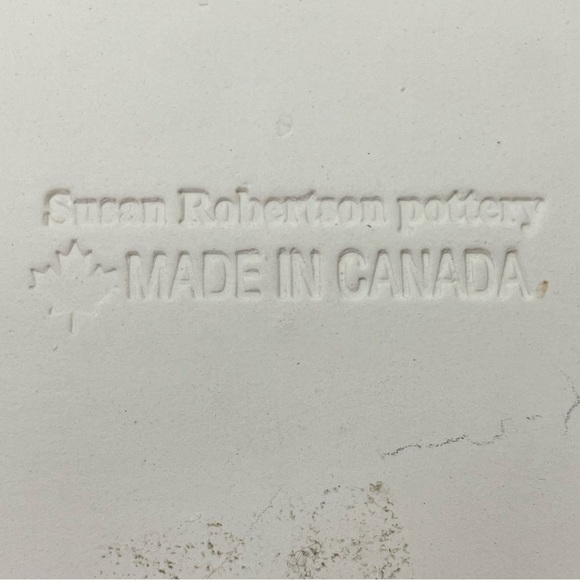 SUSAN Robertson Pottery Plaque Wall Hanging - Picture 4 of 5